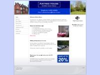 Aintree House - Gatwick Guest House offering full bed & breakfast perfect for Gatwick Airport