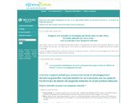 Bassin naturel, piscine naturelle de forme contemporaine ou étang de baignade avec berges en pentes douces, clé en main ou en autoconstruction Bassin naturel, piscine naturelle de forme contemporaine ou étang de baignade avec berges en pentes douces, clé en main ou en autoconstruction