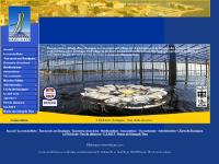 Bouzigues : coquet village dans le Bassin de Thau, Bouzigues est le berceau de la conchyliculture (élevage des coquillages, huîtres et moules) Bouzigues : coquet village dans le Bassin de Thau, Bouzigues est le berceau de la conchyliculture (élevage des coquillages, huîtres et moules)