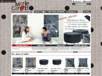 Marie-Carotte - Des objets de décoration, comme des tableaux, des poufs, des coussins et des tentures, imprimés d'illustrations d'artistes. Marie-Carotte - Des objets de décoration, comme des tableaux, des poufs, des coussins et des tentures, imprimés d'illustrations d'artistes.